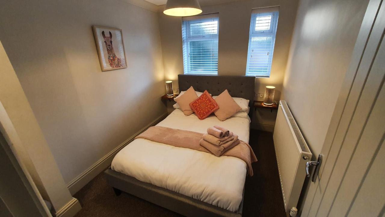 Holly Cottage, Hidden Gem In The Yorkshire Wolds Welton  外观 照片
