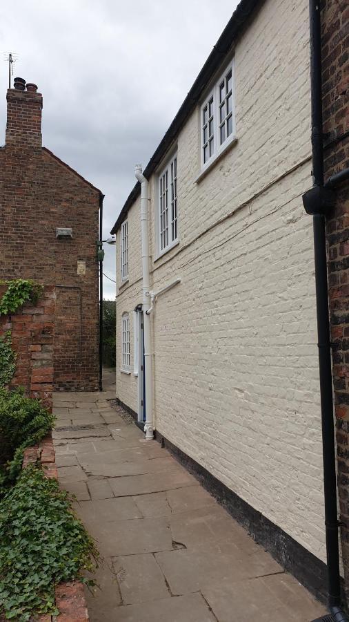 Holly Cottage, Hidden Gem In The Yorkshire Wolds Welton  外观 照片